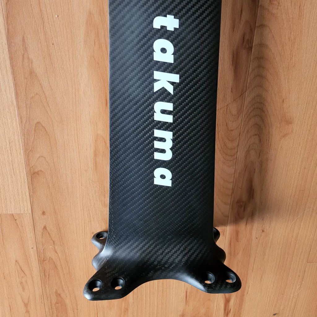 Takuma Carbon Mast - New 2022 Model
